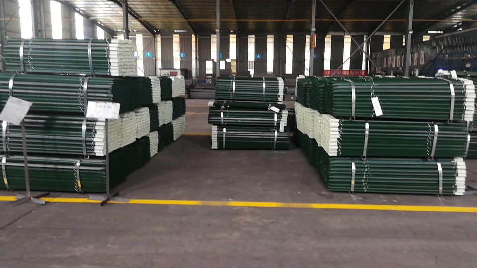 studed T post BULK goods